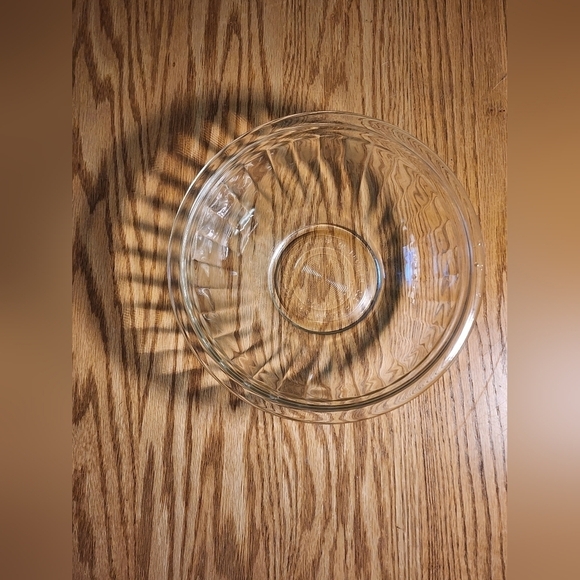 Vintage Pyrex #325 Clear Wavy/Scalloped Nesting Glass Mixing Bowl 2-1/2 Qt - Picture 3 of 9